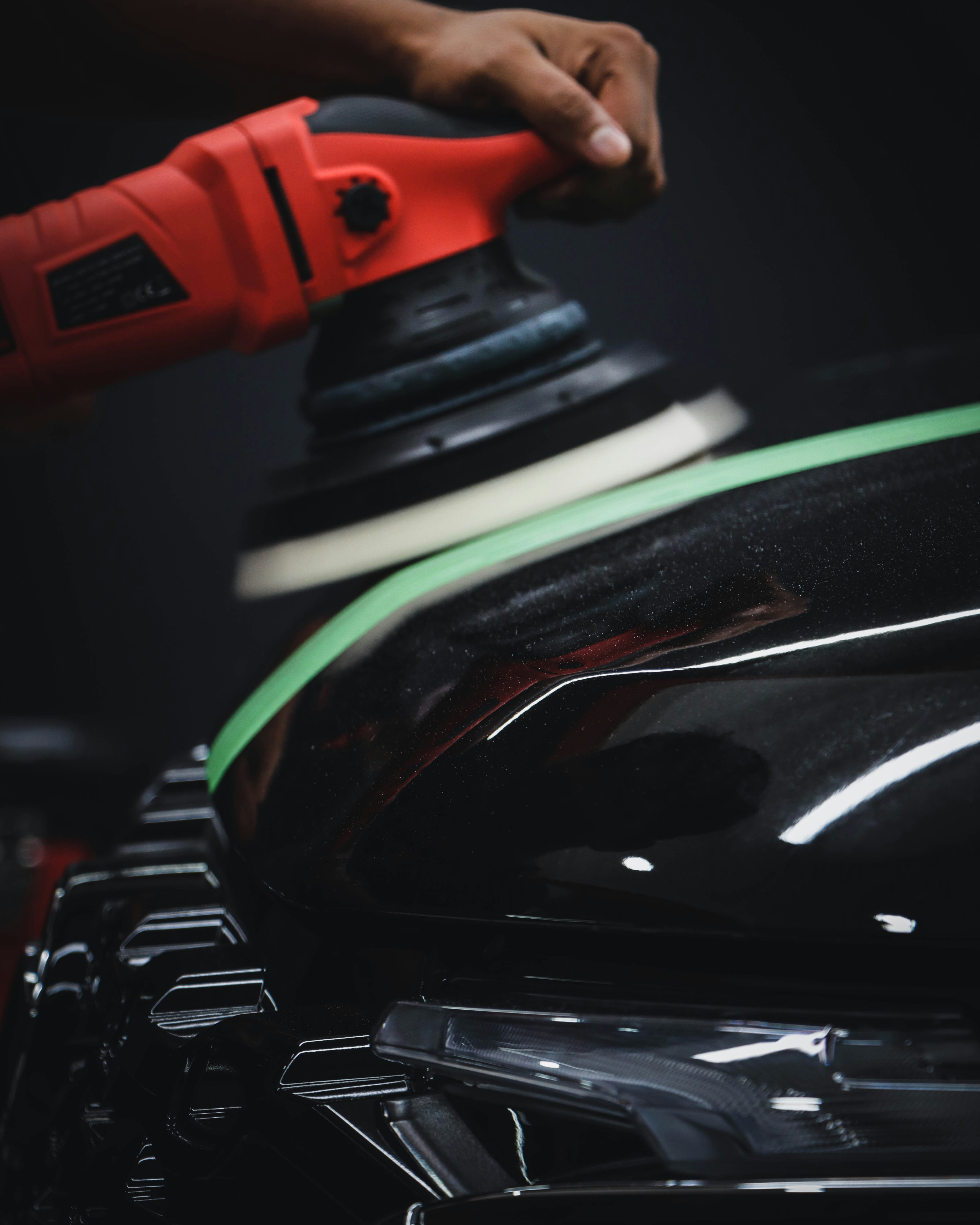 Machine polishing close-up